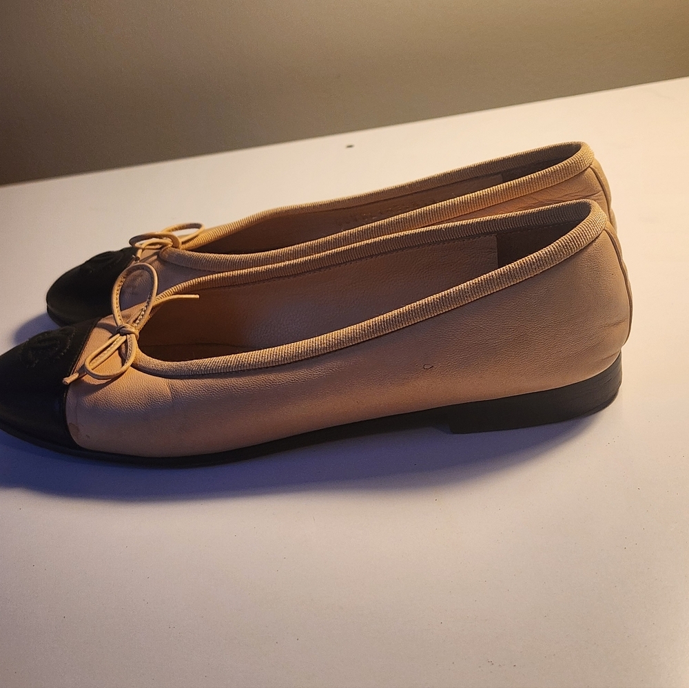 CHANEL Classic Beige Ballet Flats Black CC Cap Toe Ballerinas 36 - Picture 7 of 13